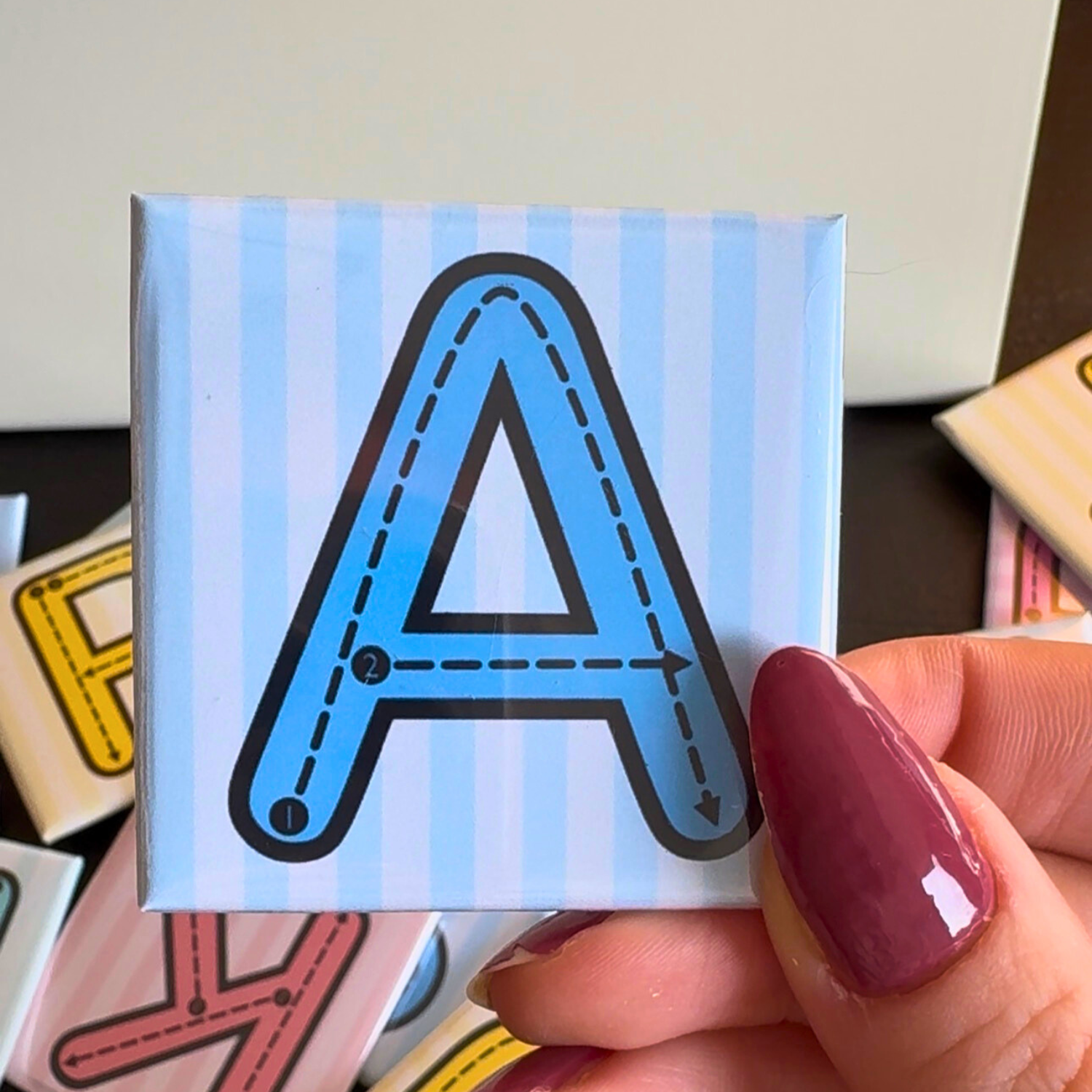 Alfabet fotomagneten met schrijfrichting (A t/m Z)